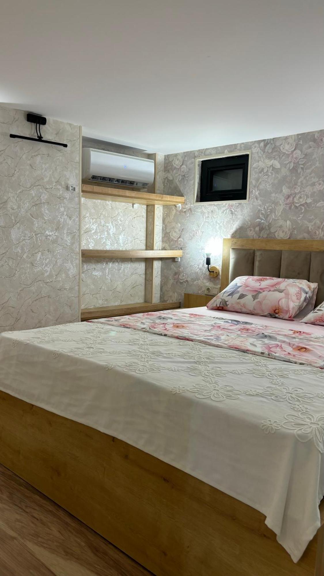 Made With Love Apartment Tbilissi Extérieur photo